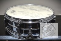 Champion D454 Snare - Nahtloser Kessel (FiberSkyn)
