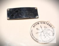 Badge "Teardrop, Super Champion" Glänzend